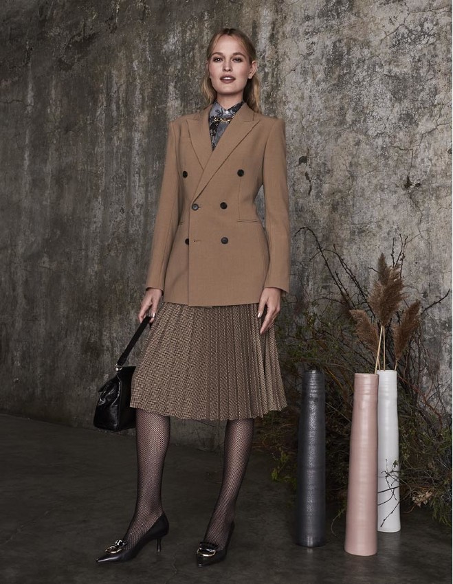 JIMMY MOORHOUSE - PORTFOLIO - WOMENSWEAR